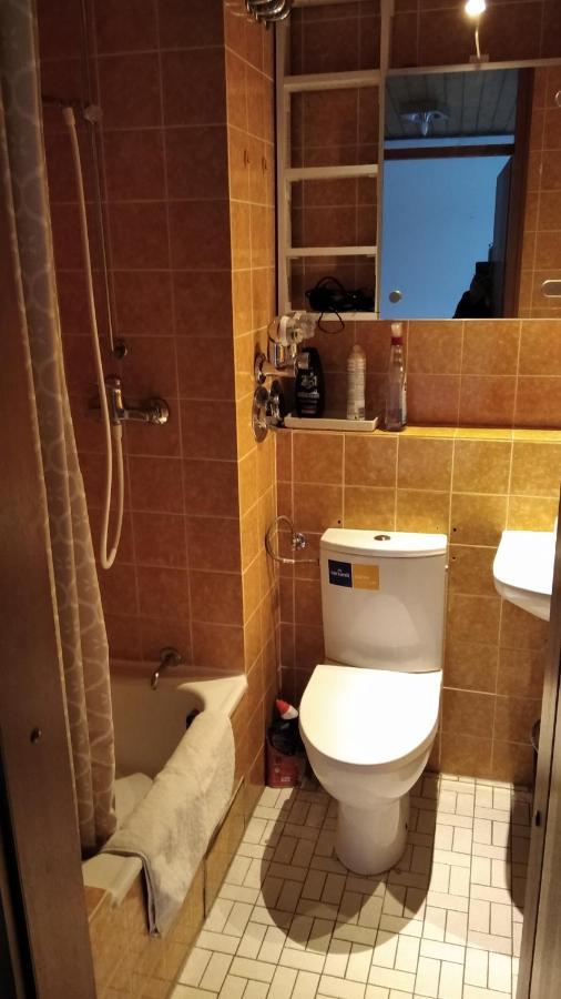 Bames Badurach Metzingen Stuttgart Apartamento Bad Urach Exterior foto